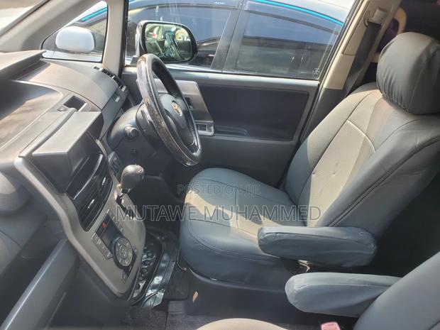 Toyota Voxy 2008 Black