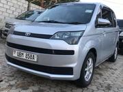 Toyota Porte 2010 Silver for sale
