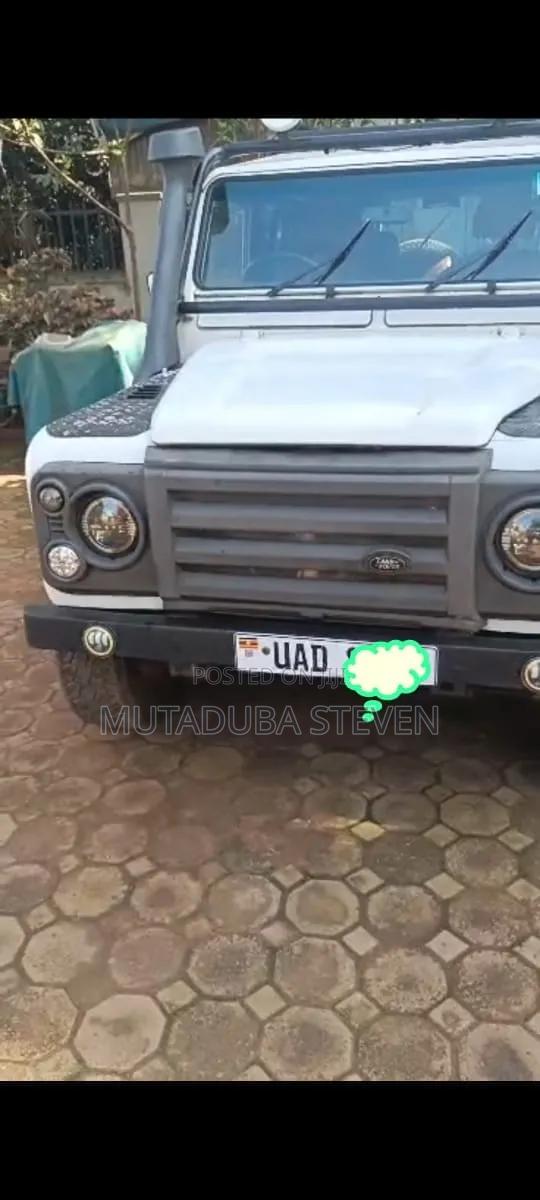 Land Rover Defender 1996 White