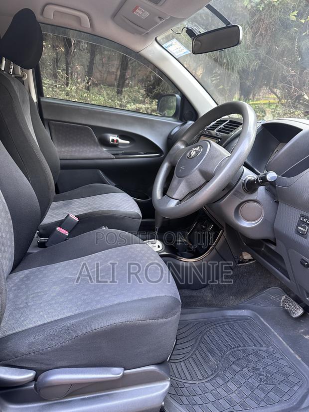 Toyota IST 2010 Matt Black