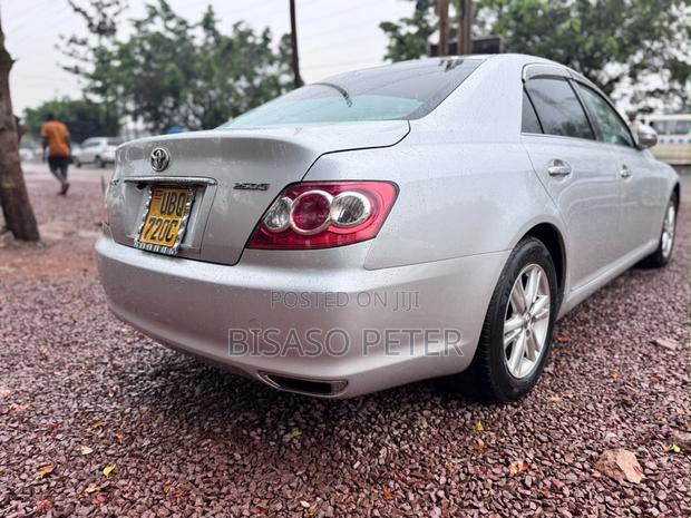 Toyota Mark X 2.5 AWD 2009 Silver