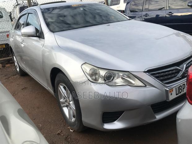 Toyota Mark X 2010 Silver