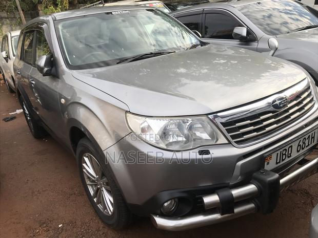 Subaru Forester 2011 Silver