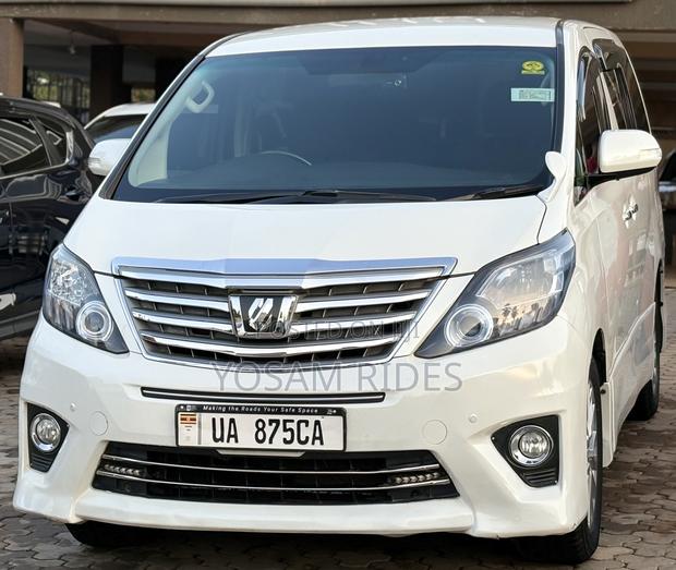 Toyota Alphard 2.4 Petrol FWD 2012 White