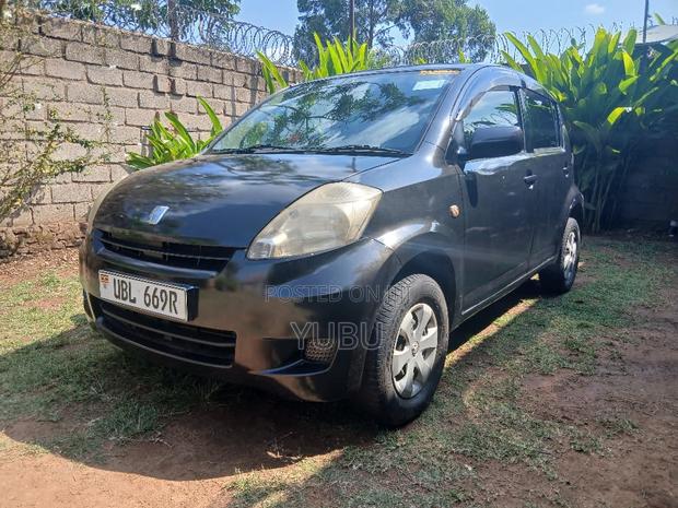 Toyota Passo 1.0 FWD 2007 Black