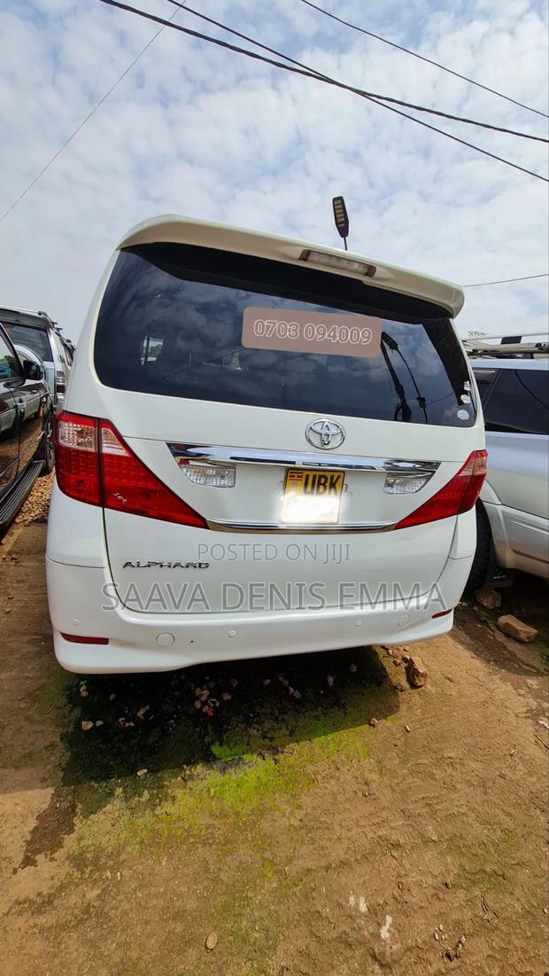 Toyota Alphard 2008 White