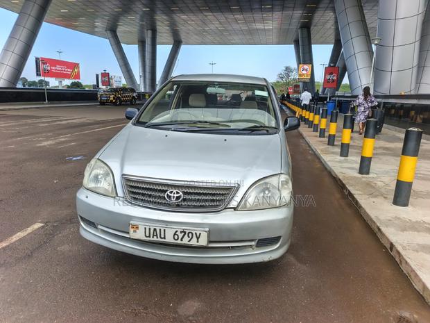 Toyota Nadia 2001 Silver
