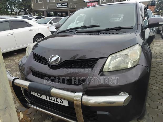 Toyota IST 2010 Brown