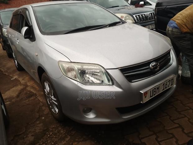 Toyota Corolla Fielder 2011 Silver