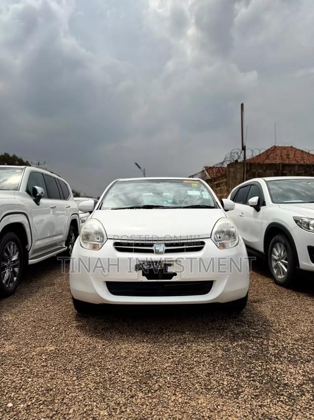 Toyota Passo 2012 White