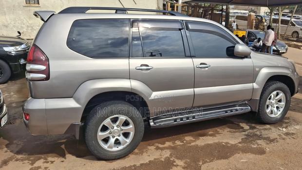 Toyota Land Cruiser Prado 2008 Silver