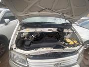 Toyota Regius 1998 White for sale