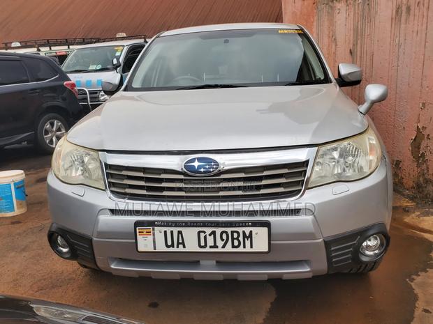 Subaru Forester 2010 Silver
