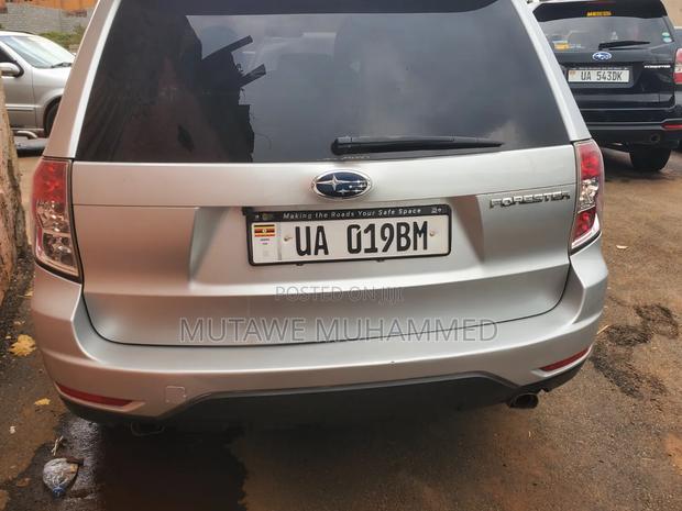 Subaru Forester 2010 Silver