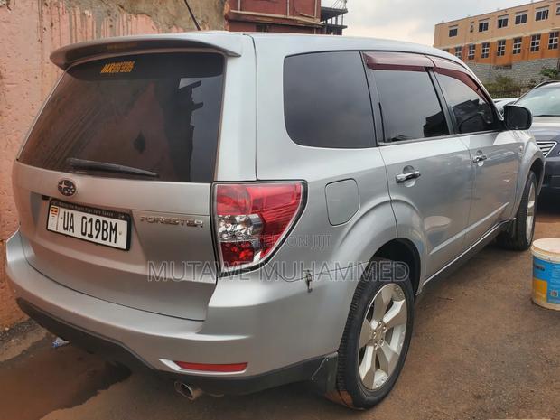 Subaru Forester 2010 Silver