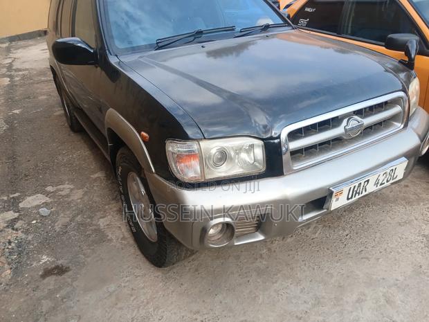 Nissan Terrano 2000 Black