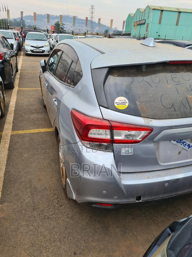 Subaru Impreza 2.0i AWD 2017 Gray