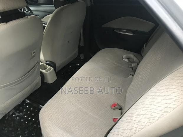 Toyota Belta 2005 Silver