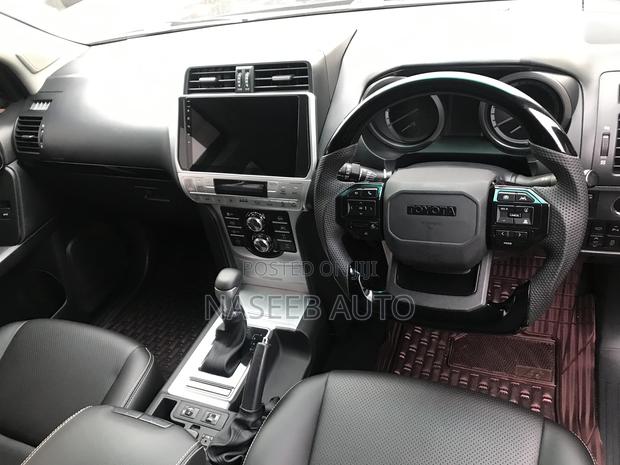 Toyota Land Cruiser Prado 2017 Black