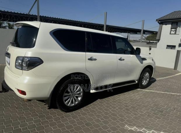 Nissan Patrol 2018 White