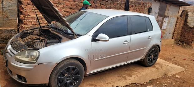 Volkswagen Golf 2005 Silver
