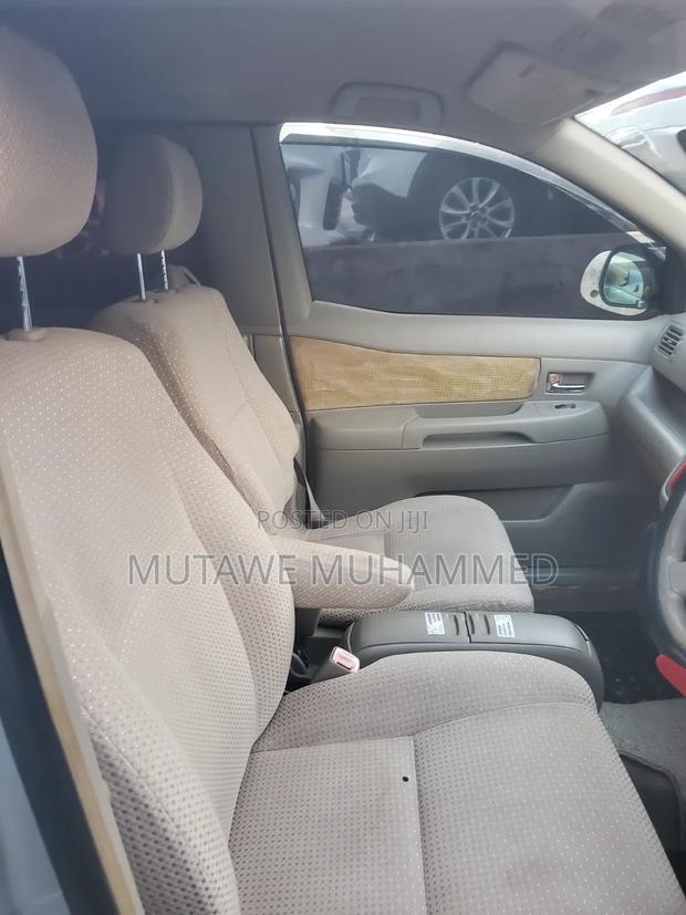 Toyota Raum 2008 Silver