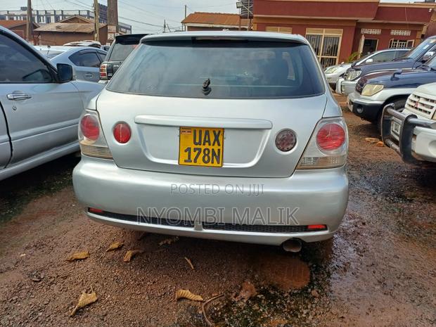 Toyota Altezza 2002 Silver