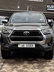 Toyota Hilux 2018 Gray for sale
