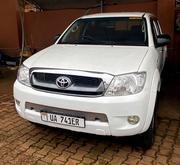 Toyota Hilux 2011 White for sale