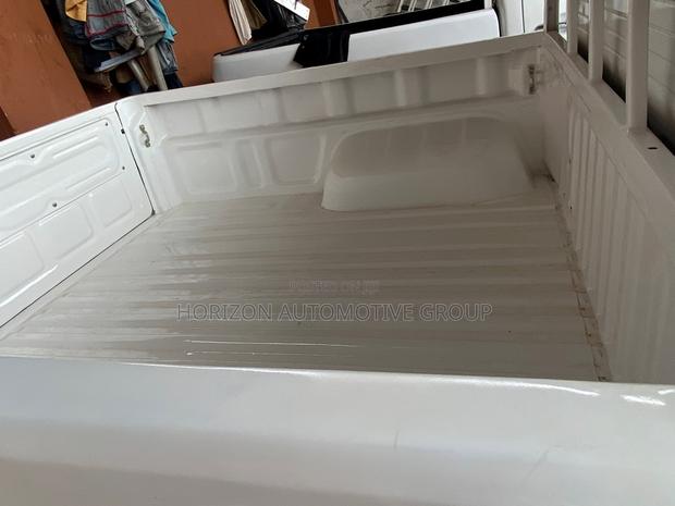Toyota Hilux 2011 White