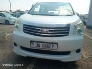 Toyota Noah 2011 White for sale