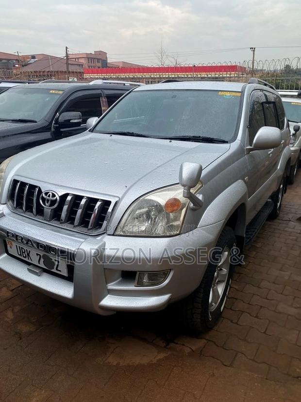 Toyota Land Cruiser Prado 2008 Gray