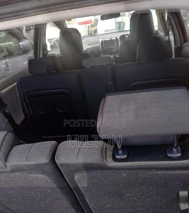 Toyota Wish 2010 Black