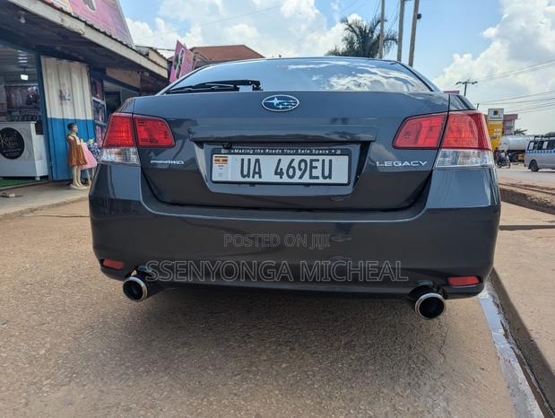 Subaru Legacy 2011 Gray