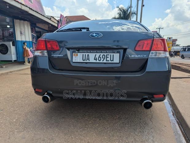 Subaru Legacy 2011 Gray