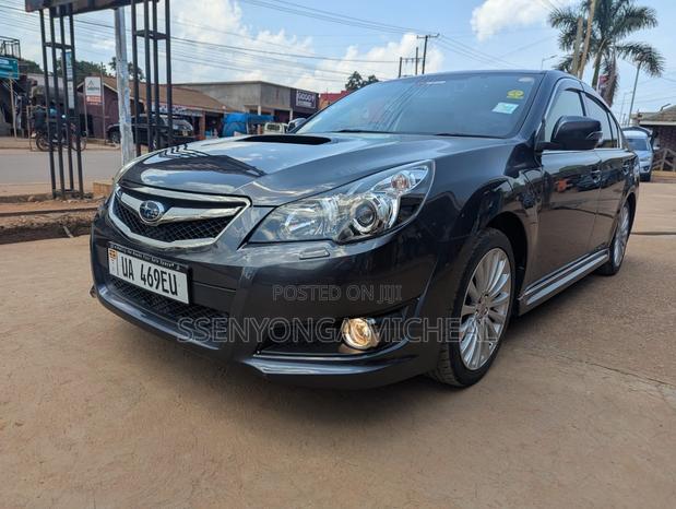 Subaru Legacy 2011 Gray