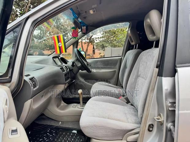 Toyota Corolla Spacio 2004 Silver