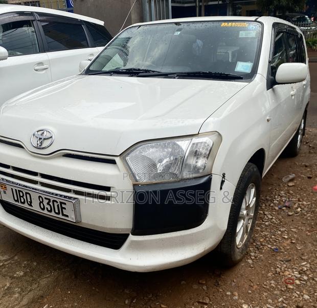 Toyota Probox 1.5 DX 4WD 2015 White