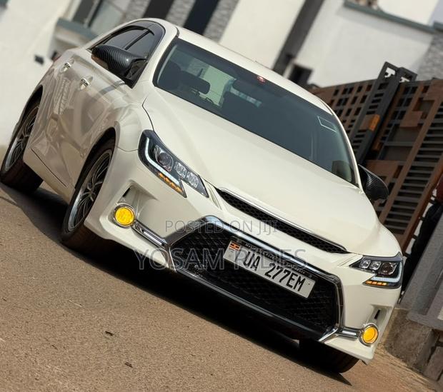 Toyota Mark X 2.5 RWD 2013 White
