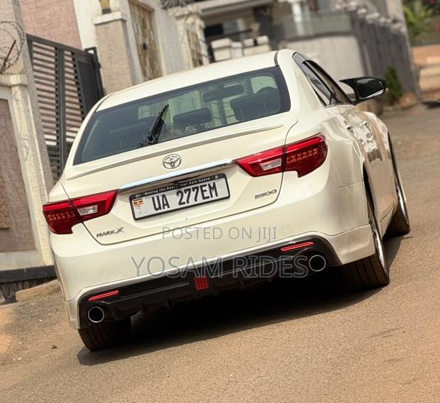 Toyota Mark X 2.5 RWD 2013 White