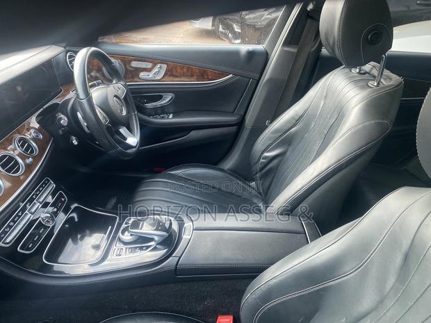 Mercedes-Benz E400 2018 Gray