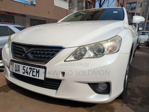 Toyota Mark X 2011 White