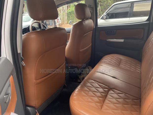 Toyota Hilux 3.0 D-4D 4x4 2015 White