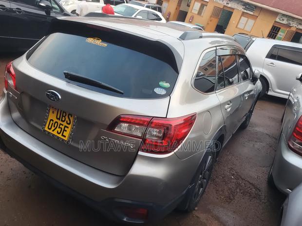 Subaru Outback 2015 Silver