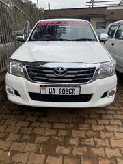 Toyota Hilux 2.5 D-4D 4X4 SRX 2010 White for sale
