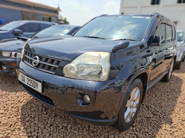 Nissan X-Trail 2010 Black