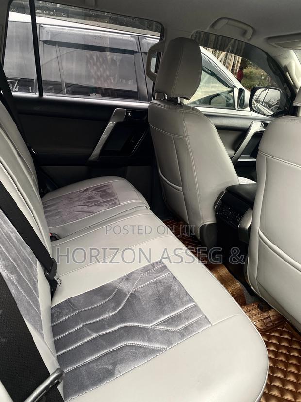 Toyota Land Cruiser Prado 2.8 D-4D 2016 Black