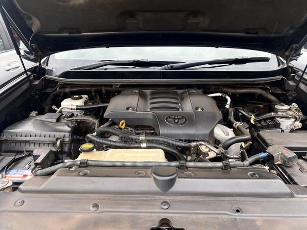 Toyota Land Cruiser Prado 2.8 D-4D 2016 Black