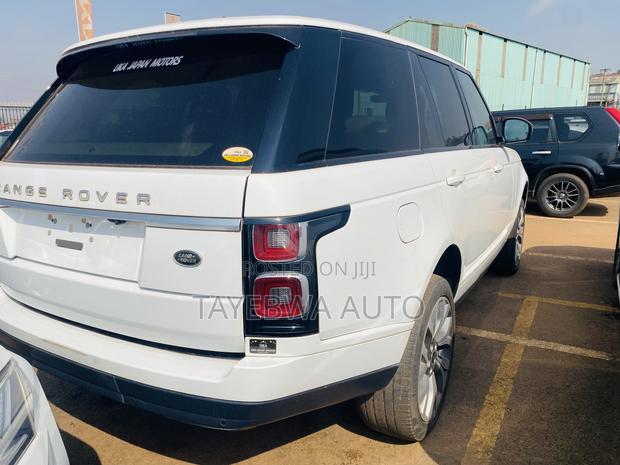 Land Rover Range Rover Vogue 2019 White