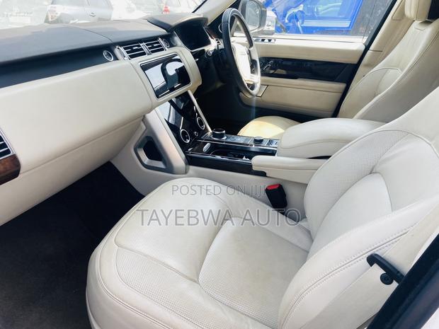 Land Rover Range Rover Vogue 2019 White